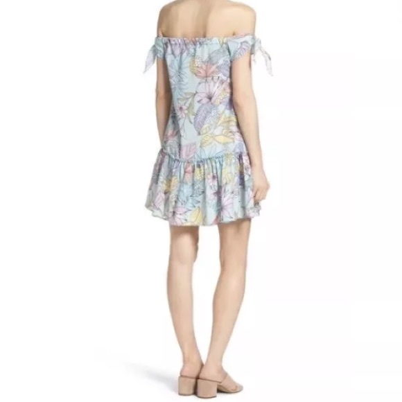 A by Amanda Elastic Off Shoulder Dress Ruffles L - Picture 4 of 8